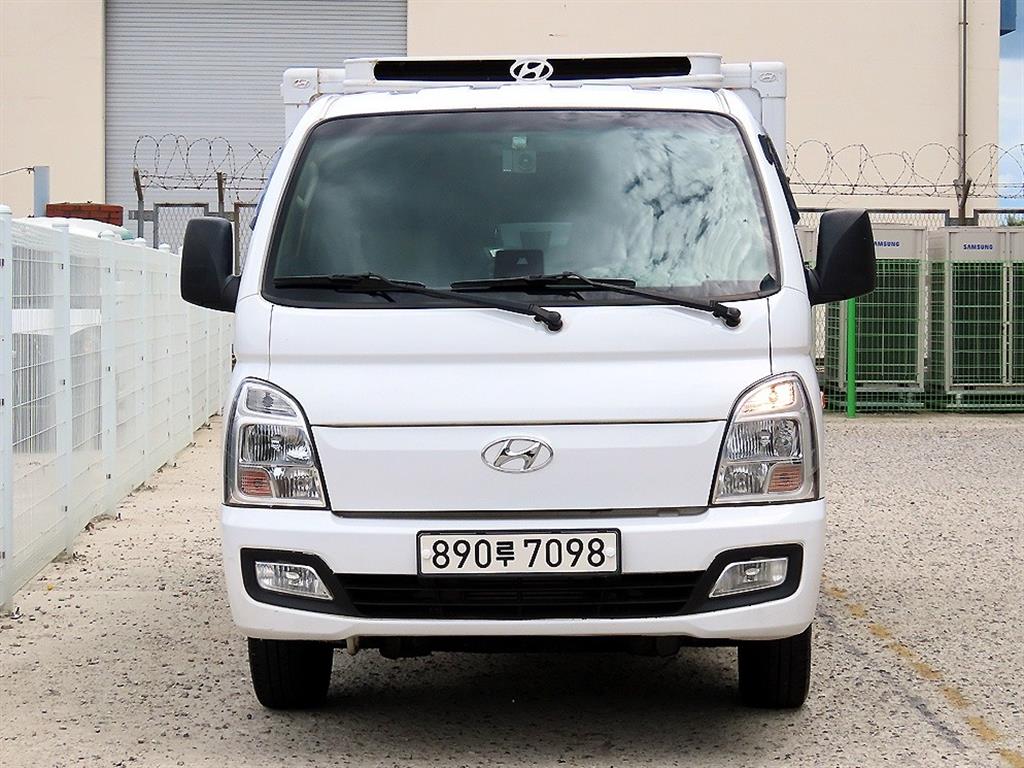 현대 Porter II Refrigerated Low Bed