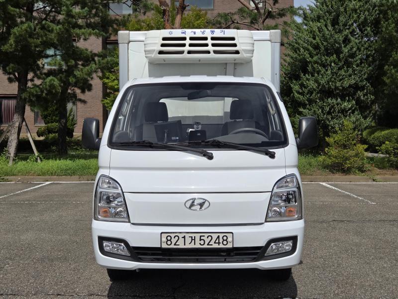 현대 Porter II Refrigerated Standard Cab Twin Comp