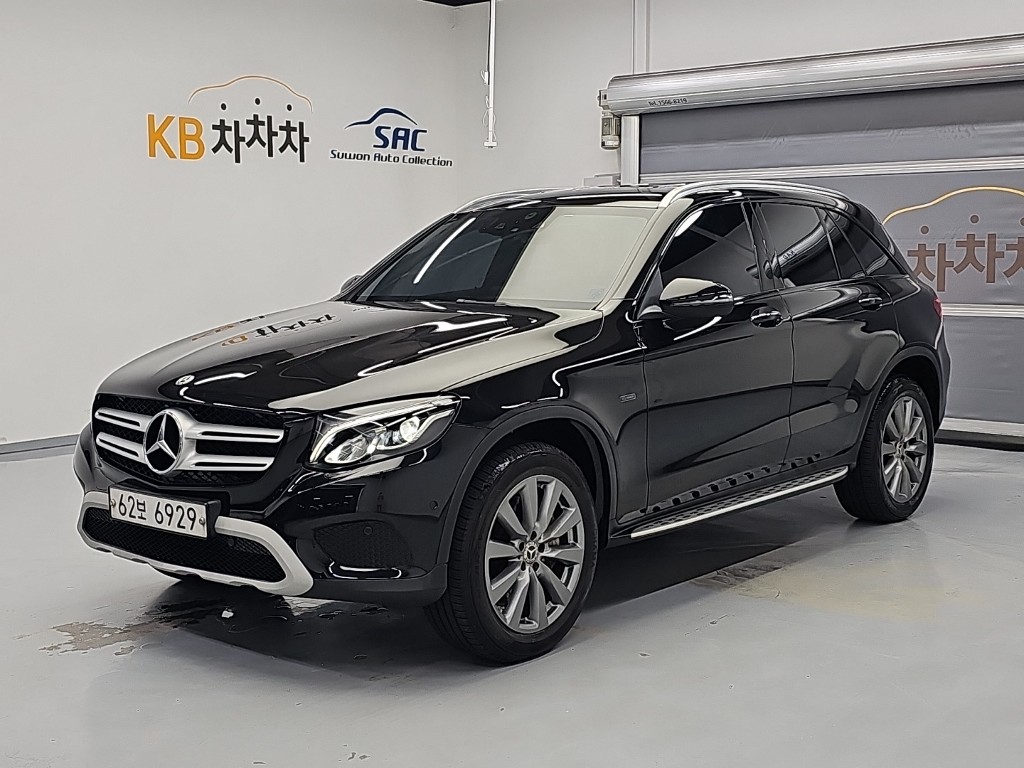 벤츠 GLC 350e 4Maetik