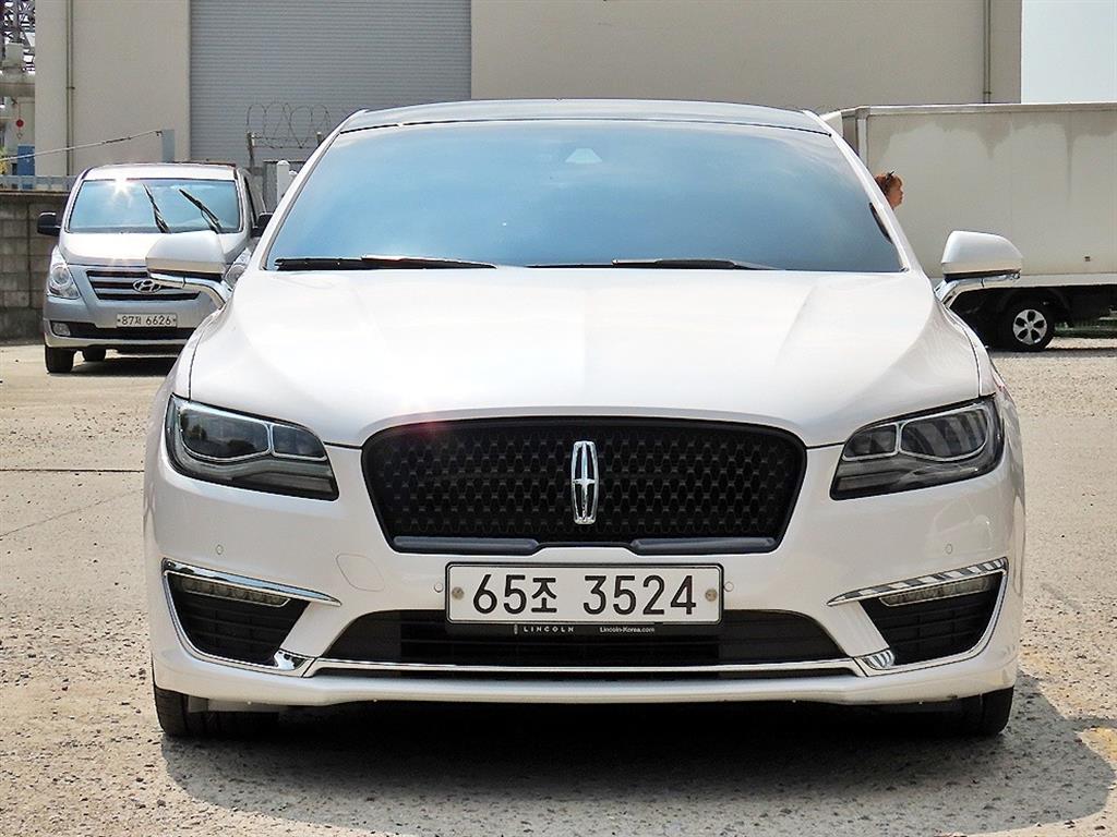 링컨 MKZ 2.0 FWD Reserve