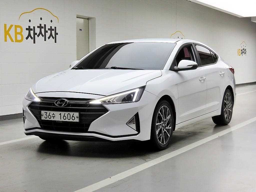 현대 아반떼 1.6 Smart Choiseu
