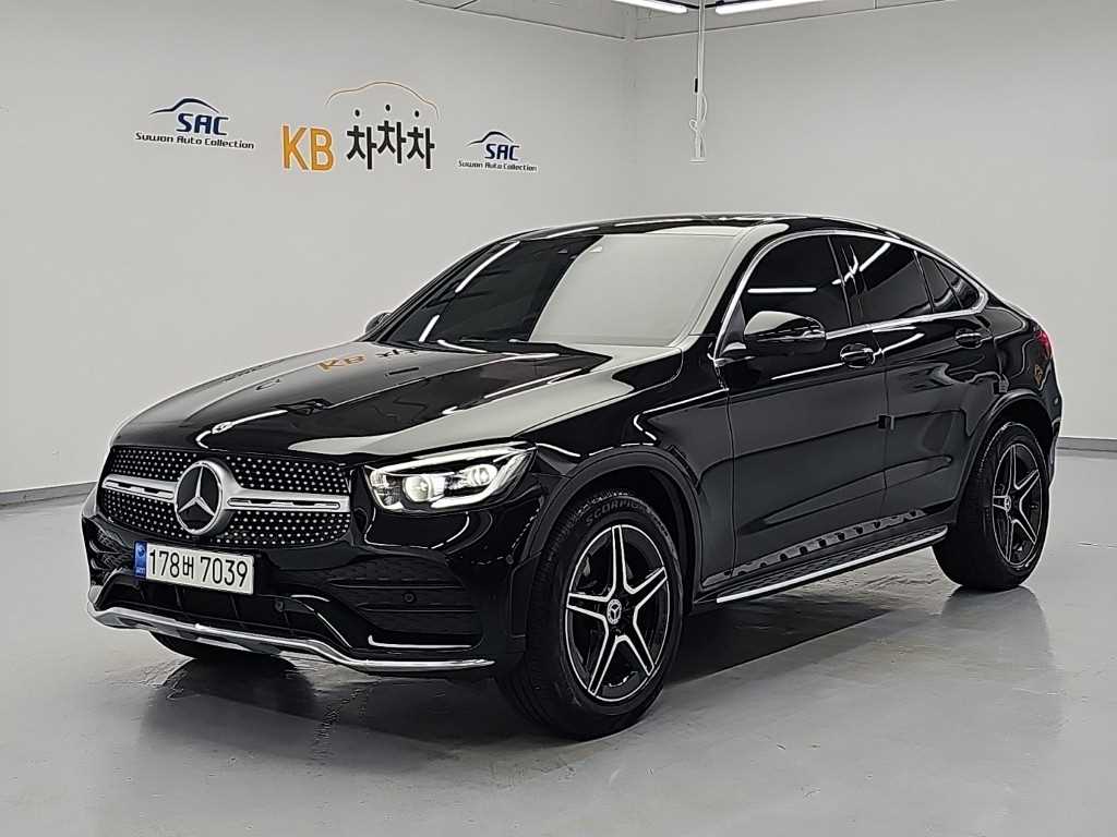 Mercedes-Benz GLC 300 4Maetik Coupe