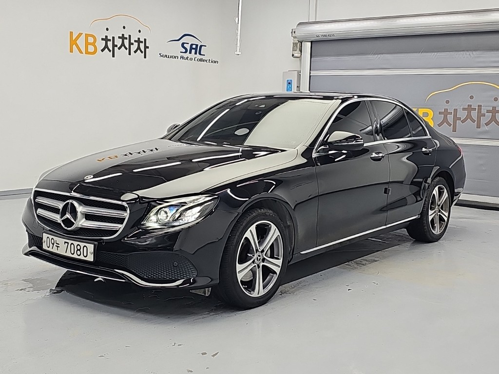Mercedes-Benz E-Class E220d Avantgarde