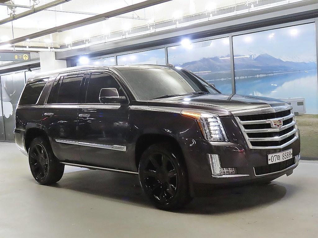 Cadillac Escalade 6.2 V8