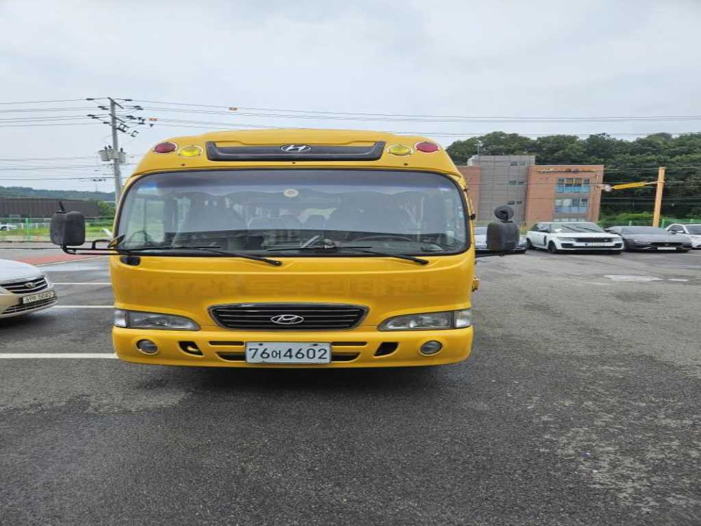 Hyundai County E-Kaunti 25 seats Rongbadi SUP Jagayong