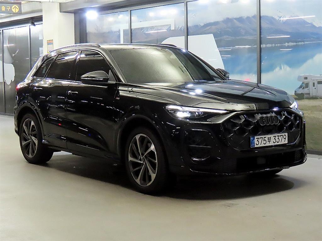 아우디 Q5 45 TFSI Quattro S Line