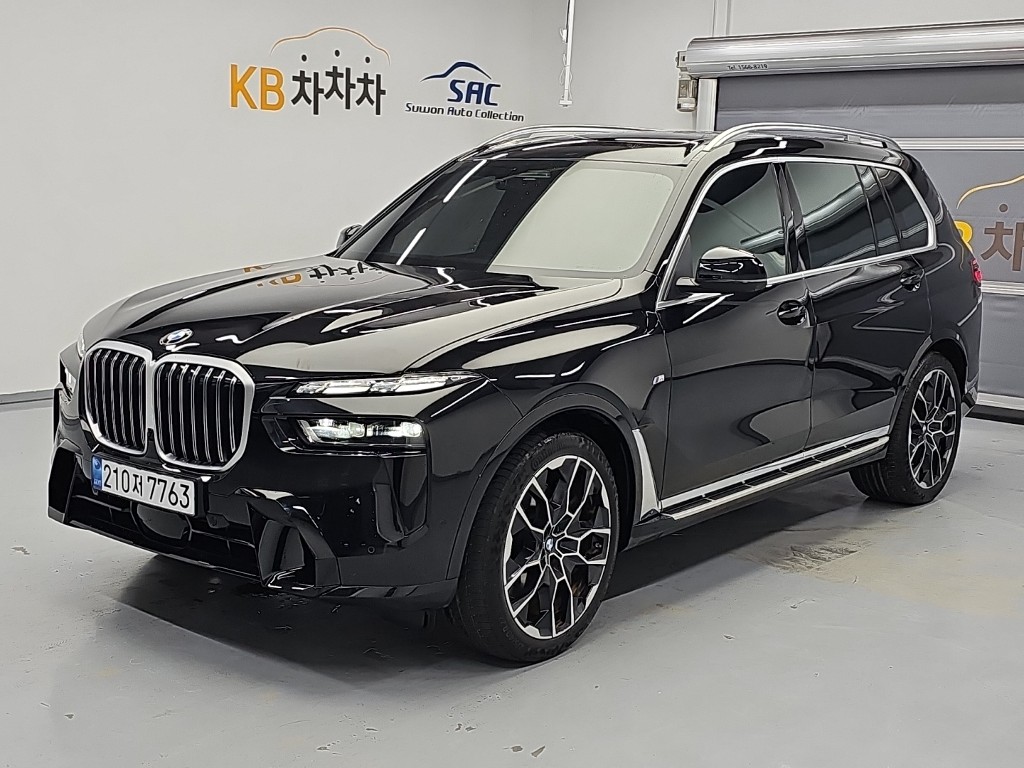 BMW X7 40d xDrive M Sport 6 인승