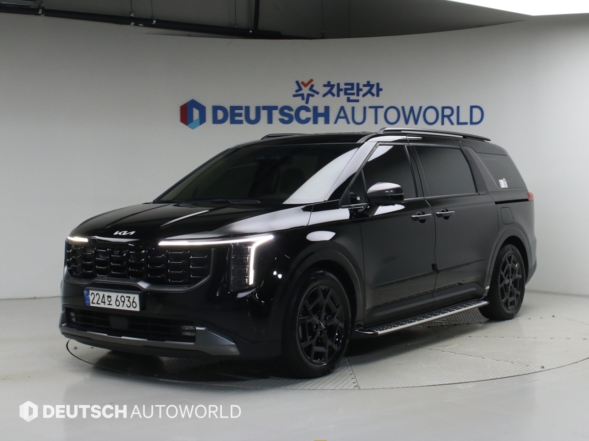 Kia Carnival 9 seats Signature Gravity