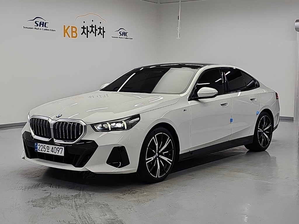 BMW 5시리즈 530i xDrive M Sport
