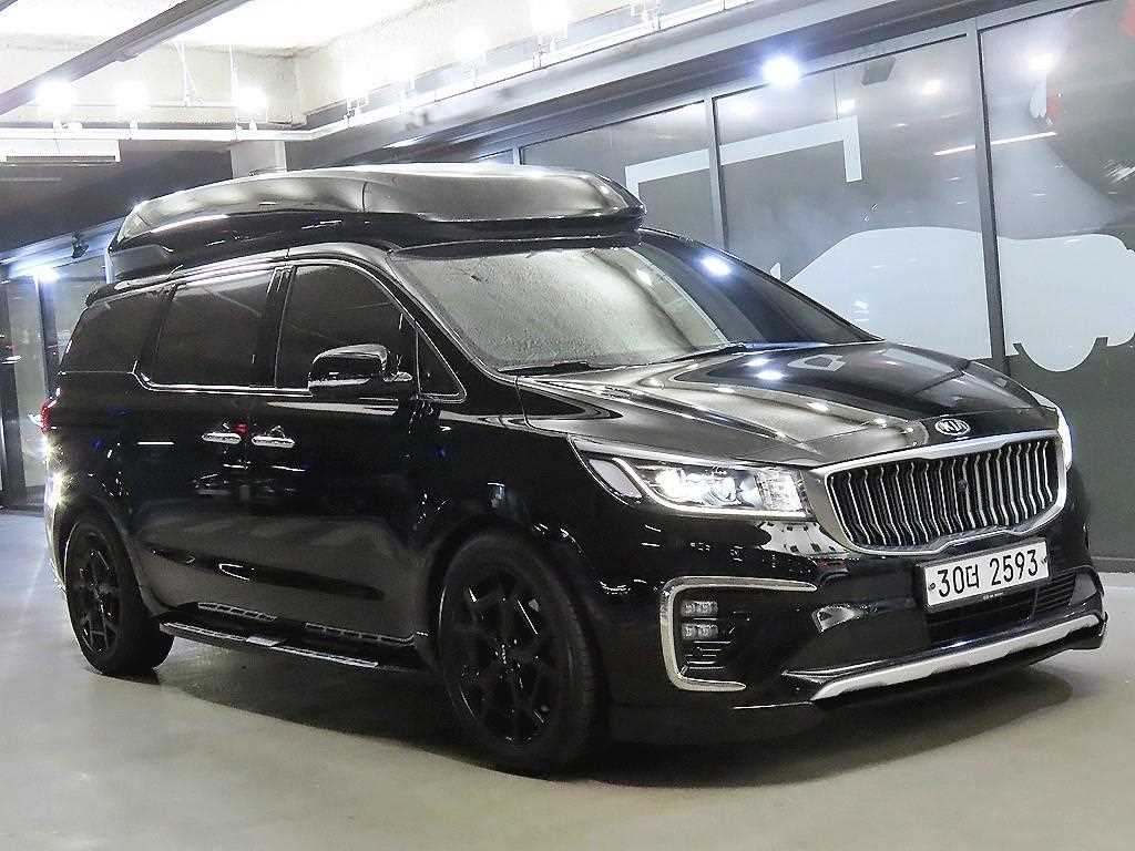 Kia Carnival Hairimujin 7 суудал President