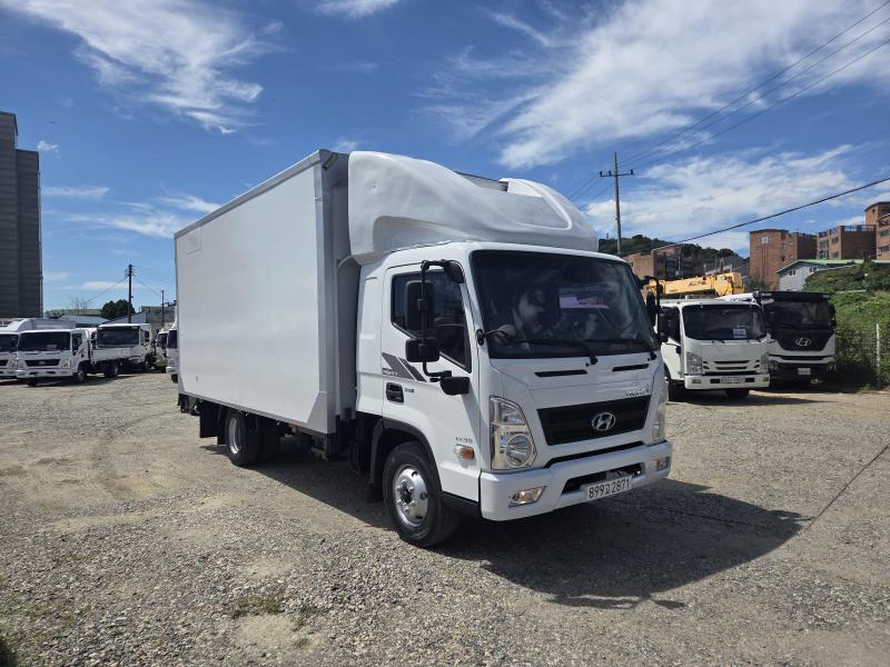 Hyundai Mighty Wing body 3.5т Naengjang