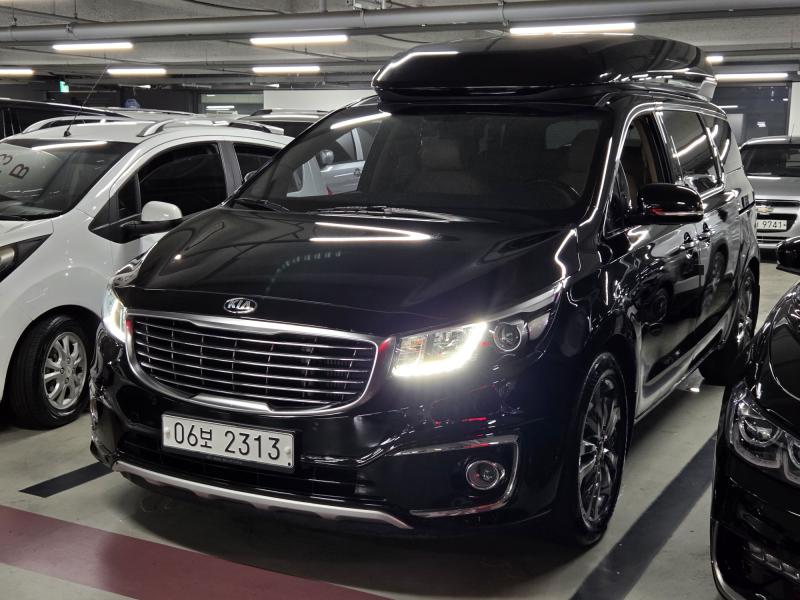 Kia Carnival Hairimujin 9 seats Prestige High Roof