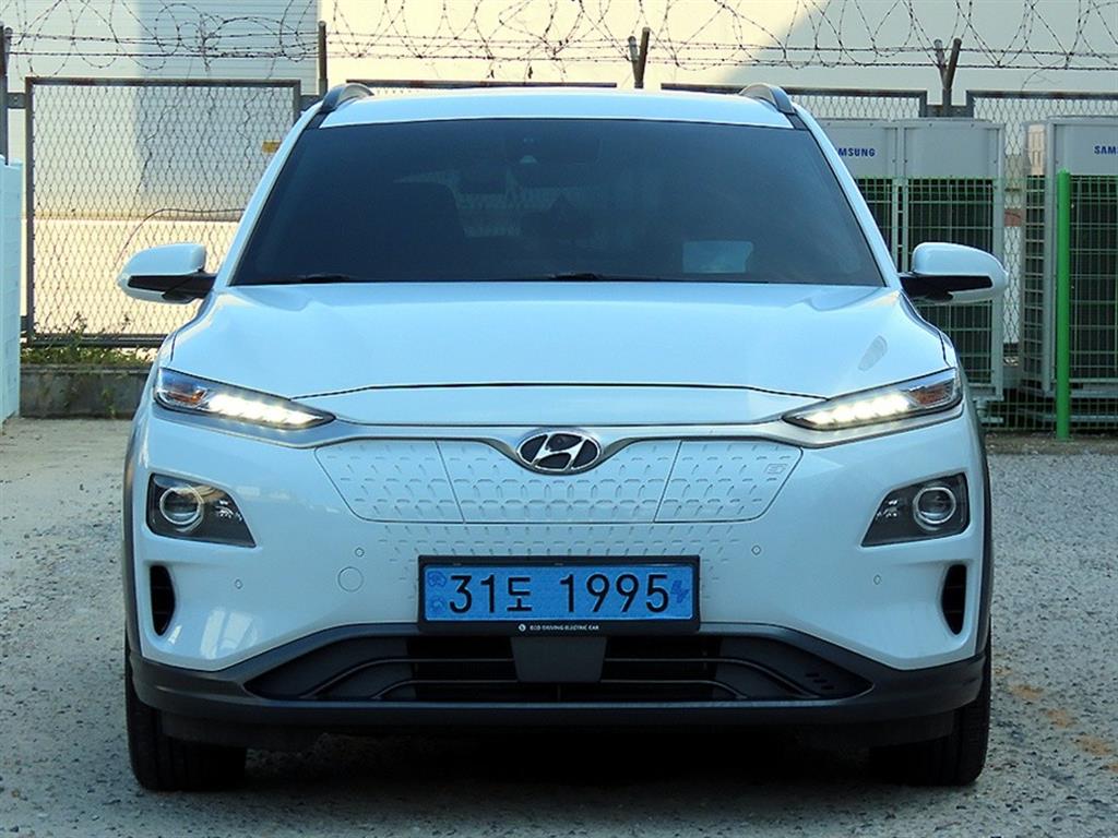 현대 코나 EV Premium