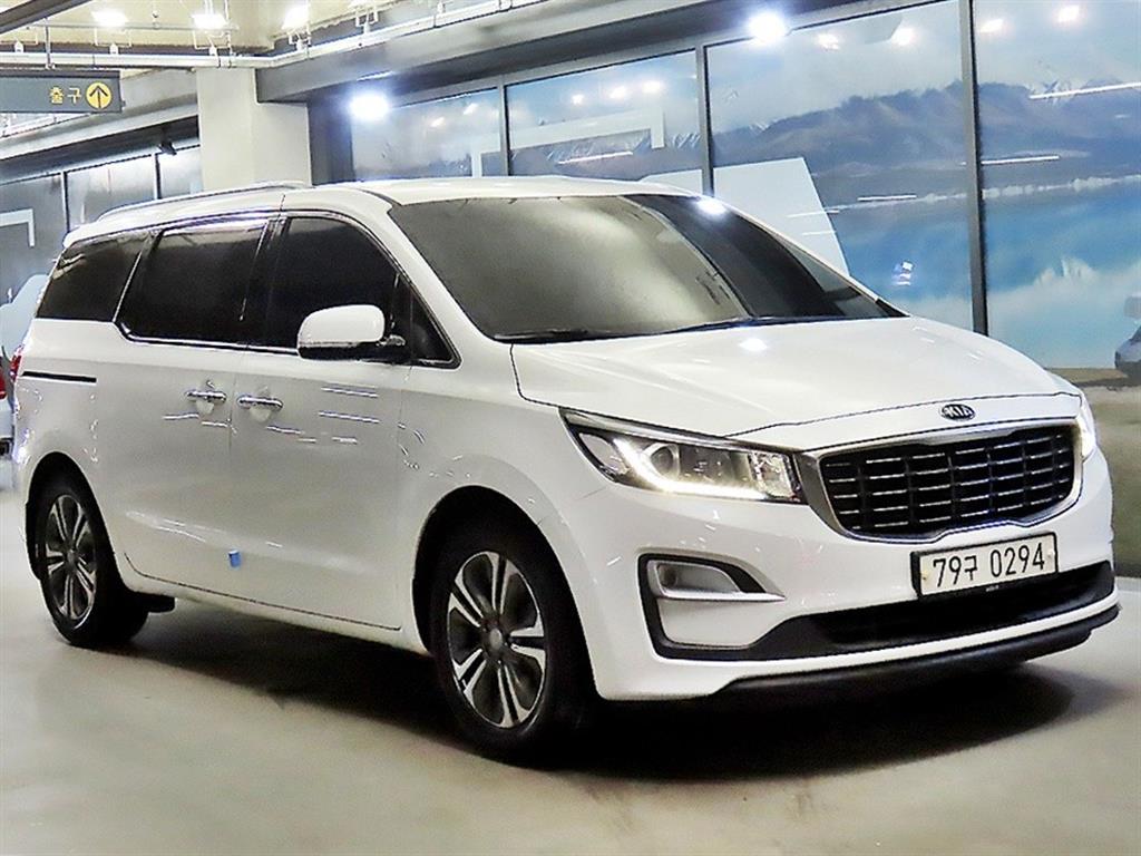 Kia Carnival 11 суудал Prestige