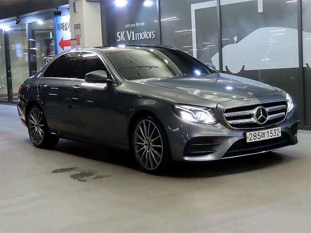 Mercedes-Benz E-Class E350 4Maetik AMG Line