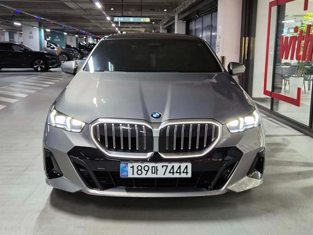 BMW 5시리즈 530i xDrive M Sport