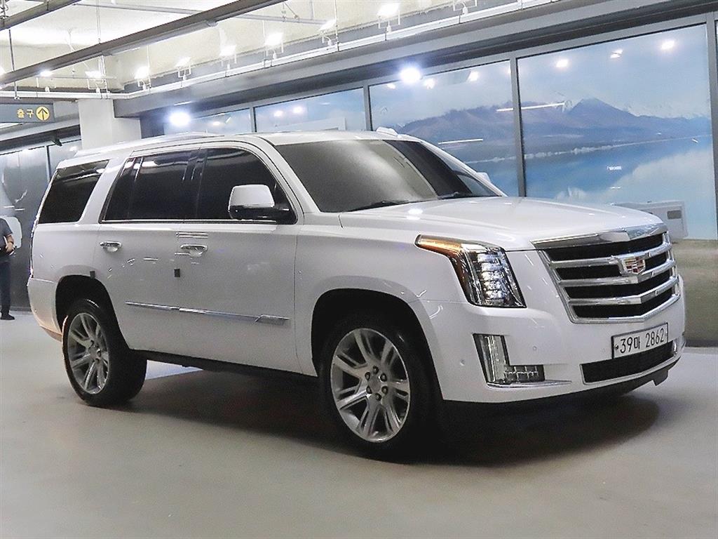 Cadillac Escalade 6.2 V8