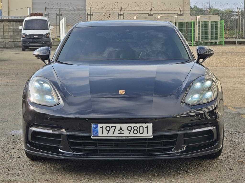 Porsche Panamera 3.0 4