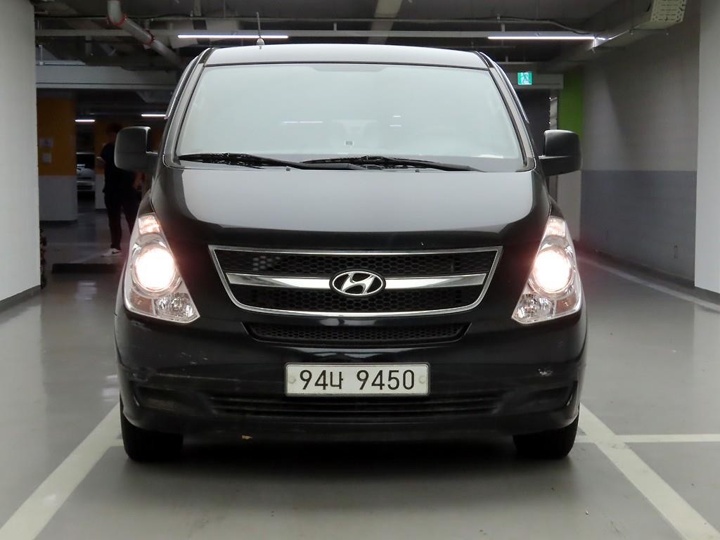 현대 Grand Starex 3 인승 Van CVX Deluxe