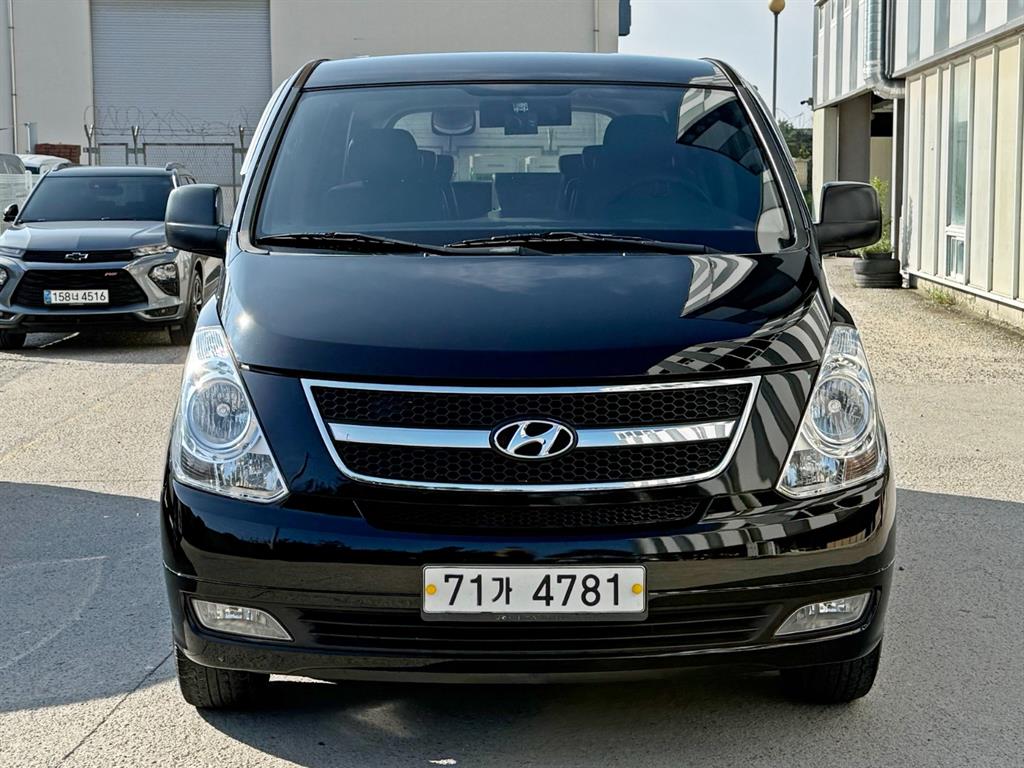 현대 Grand Starex 12 seats CVX Luxury