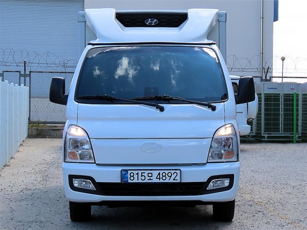 현대 Porter II Refrigerated LPG Super Cab Twin Comp