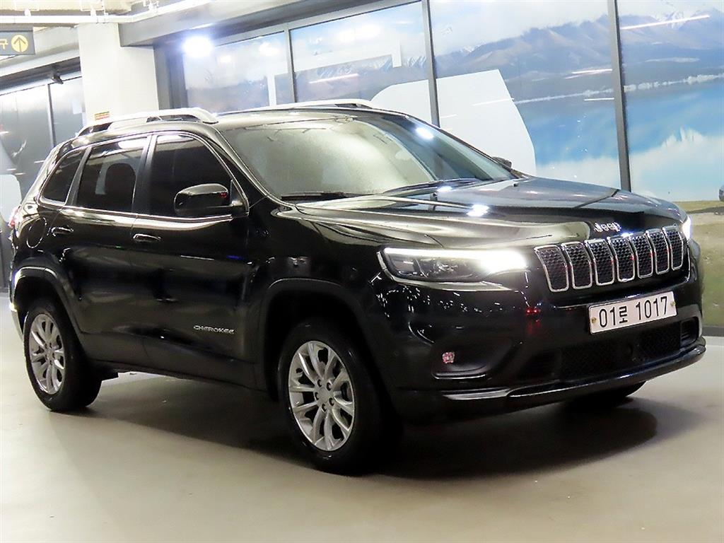 Jeep Cherokee 2.4 AWD Ronjityudeu Hai