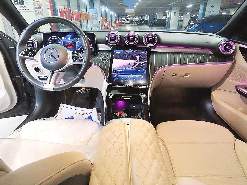 벤츠 C클래스 C300 4Maetik Avantgarde