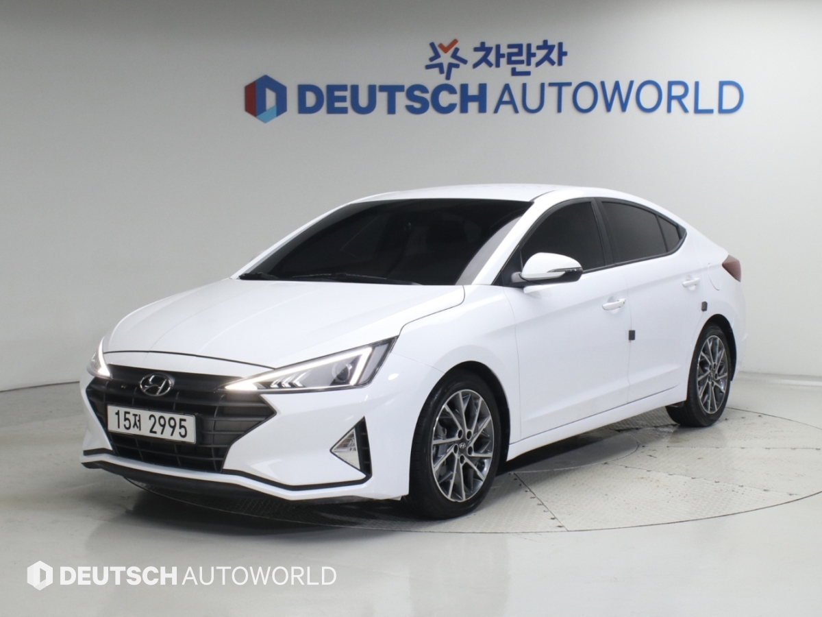 현대 아반떼 1.6 Style