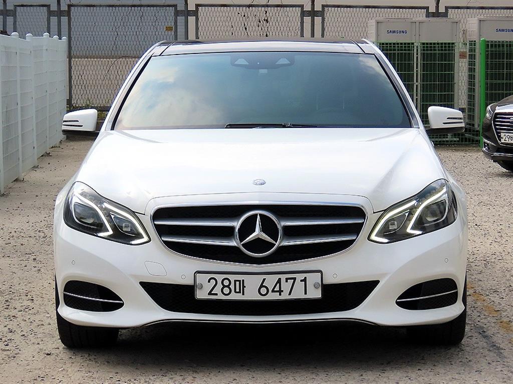 Mercedes-Benz E-Class E300 Avantgarde