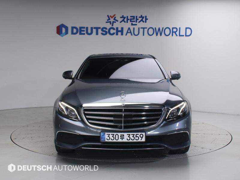 벤츠 E클래스 E300 4Maetik Exclusive