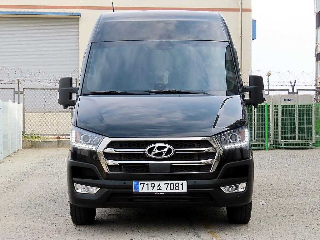 현대 Ssolrati Ssolrati 15 인승 Luxury