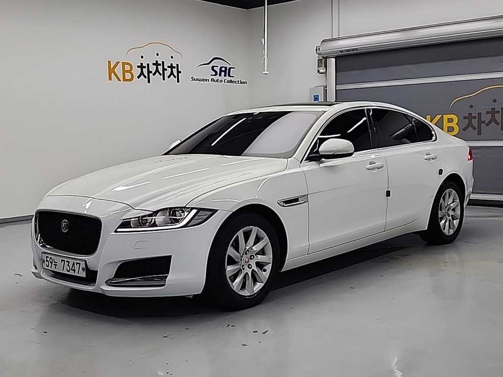 Jaguar XF 2.0 20d Prestige