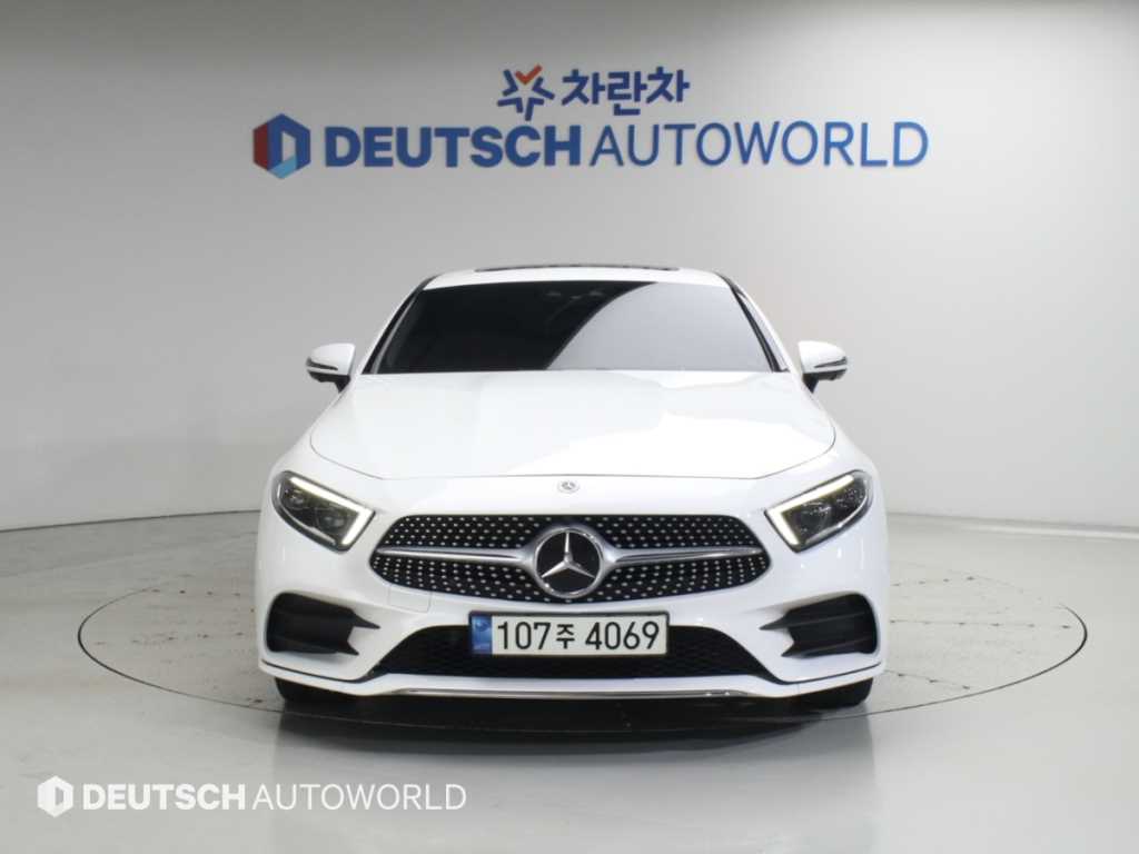 벤츠 CLS 450 4Maetik AMG Line
