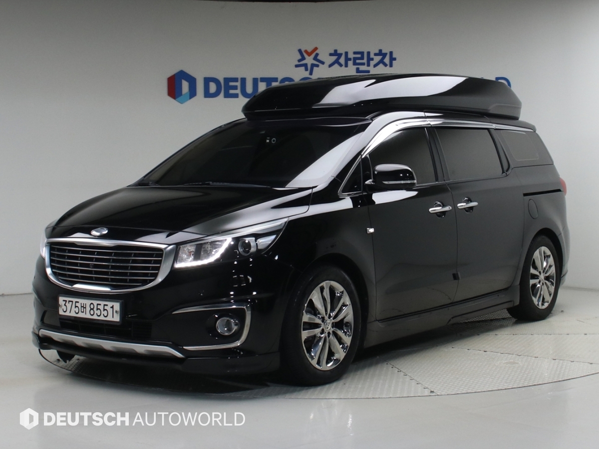Kia Carnival Hairimujin 9 seats Noblesse