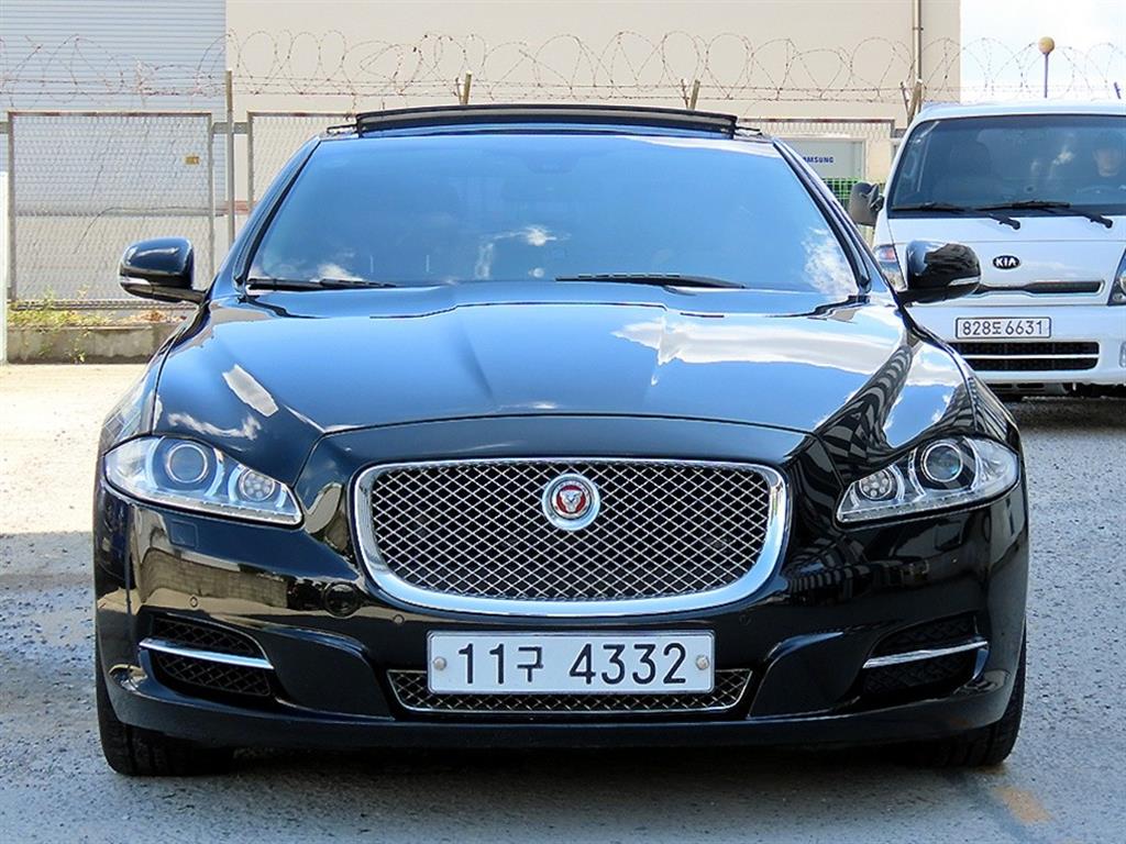 Jaguar XJ 3.0D LWB Premium Luxury