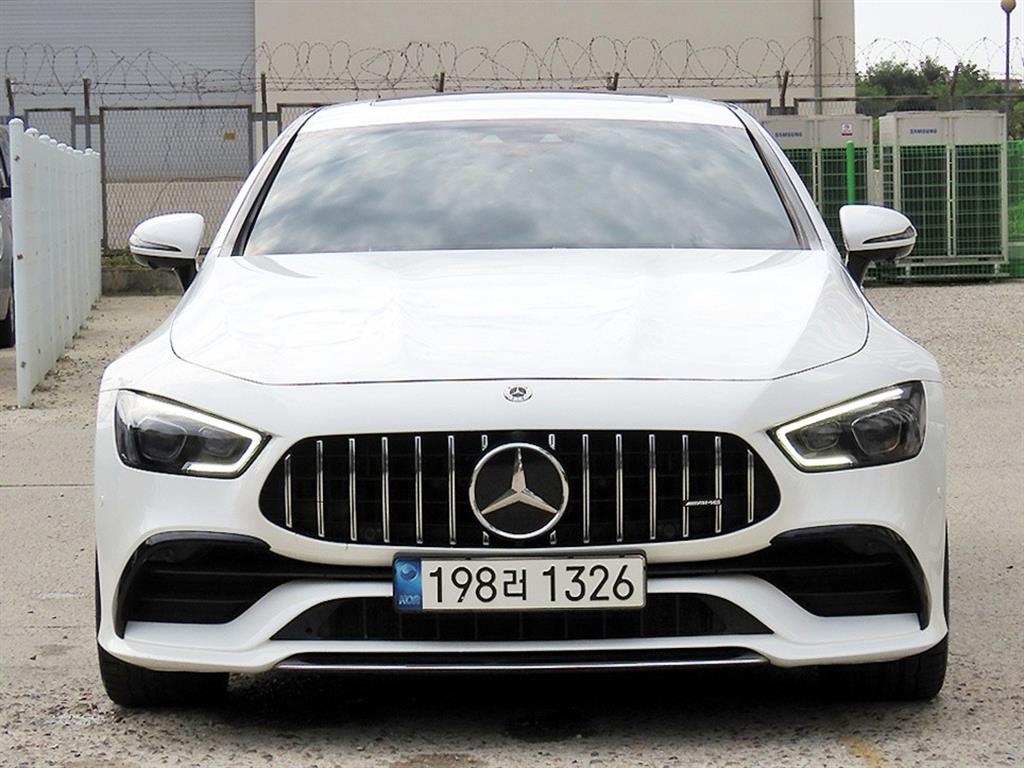Mercedes-Benz AMG GT 43 4Maetik+