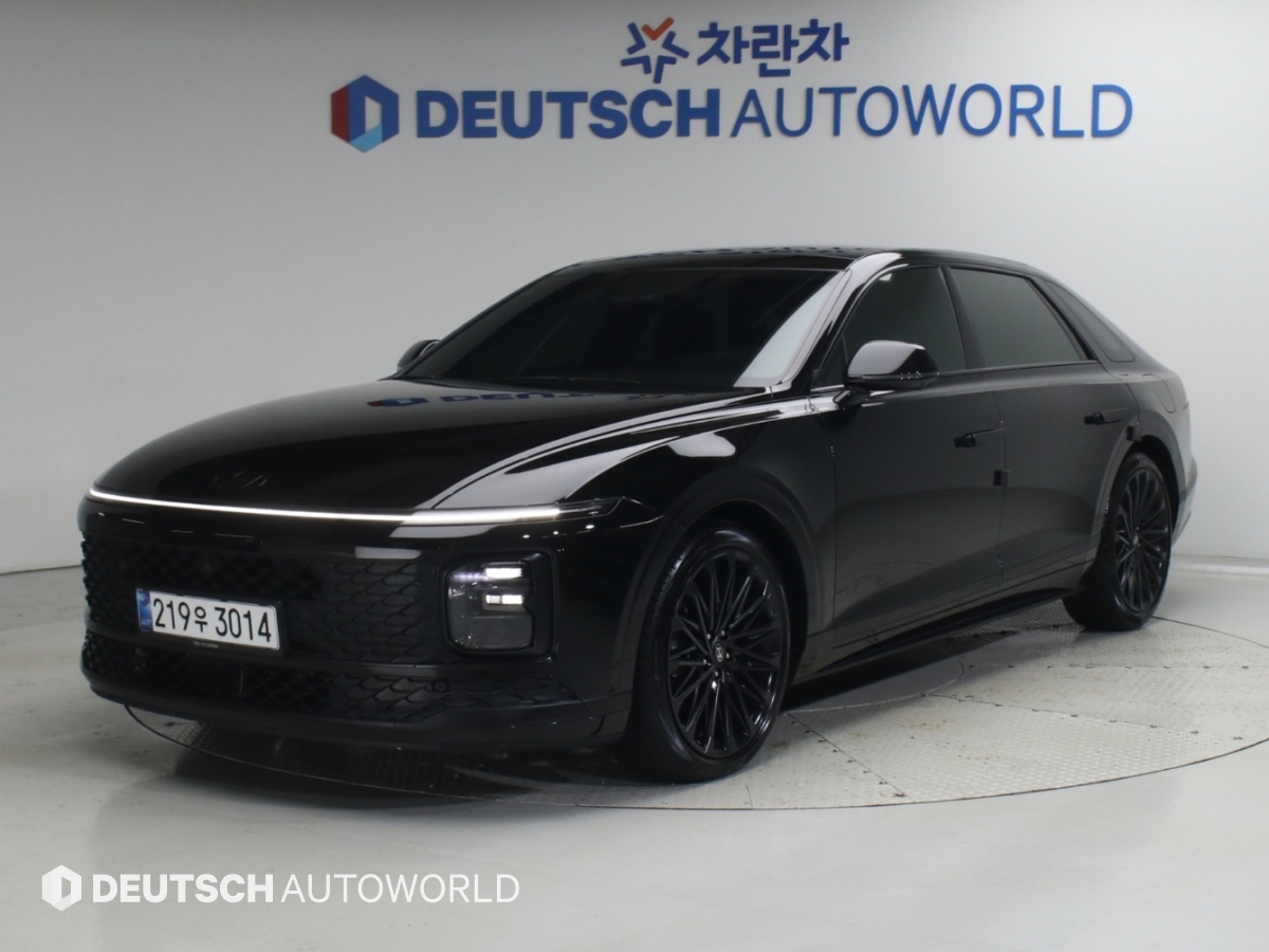 Hyundai Grandeur Hybrid 1.6 HEV Calligraphy Black Ingkeu