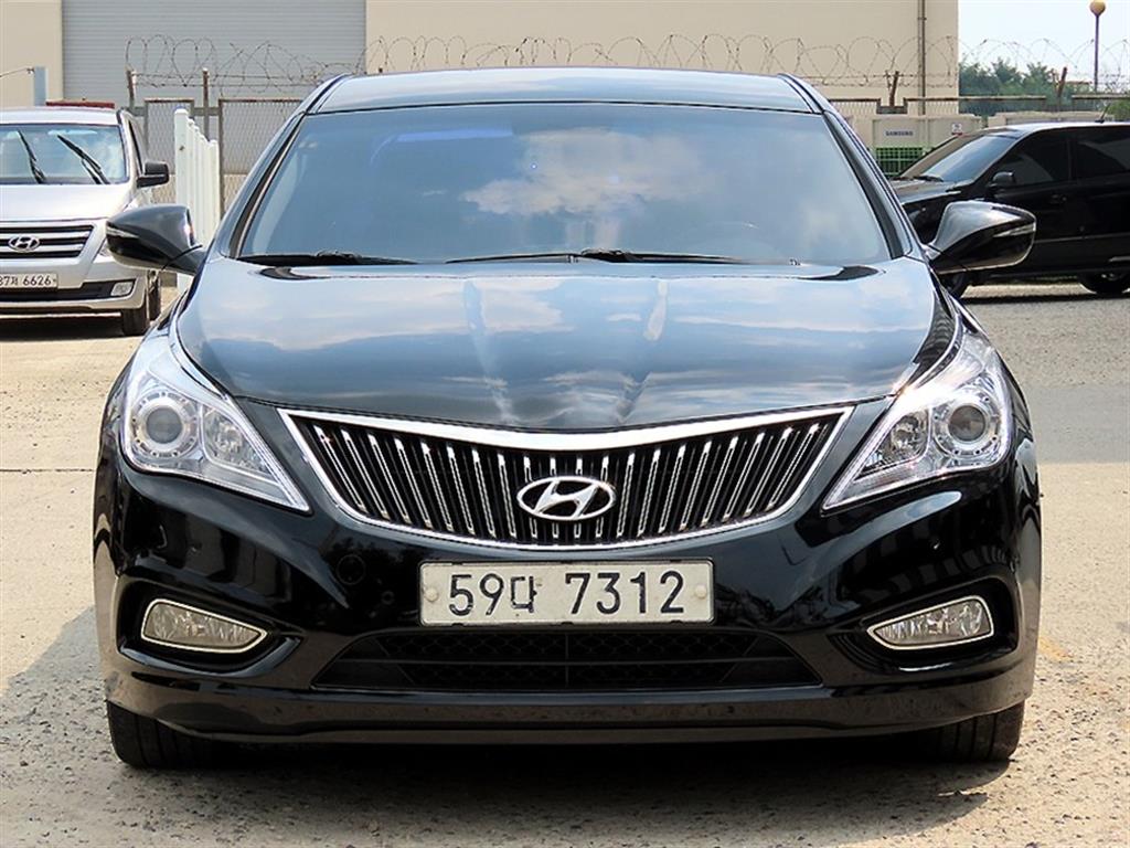 Hyundai Grandeur HG 300 Premium