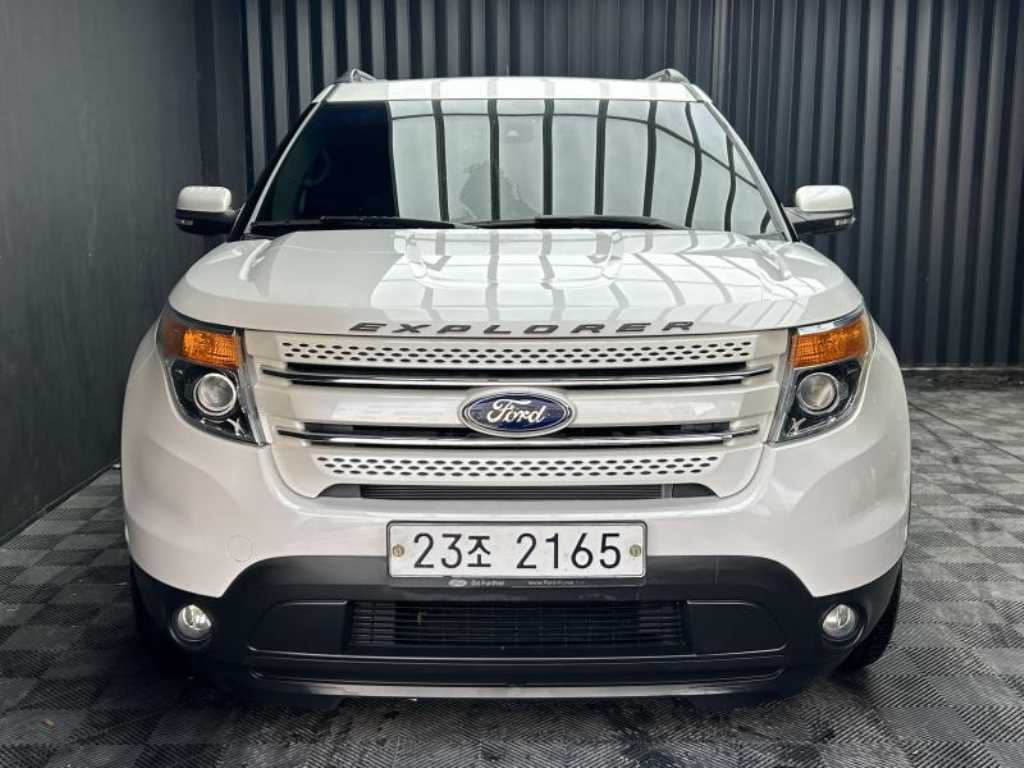 포드 익스플로러 3.5 V6 4WD Limited