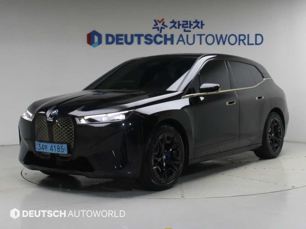 BMW iX xDrive40 Peoseuteu Edition