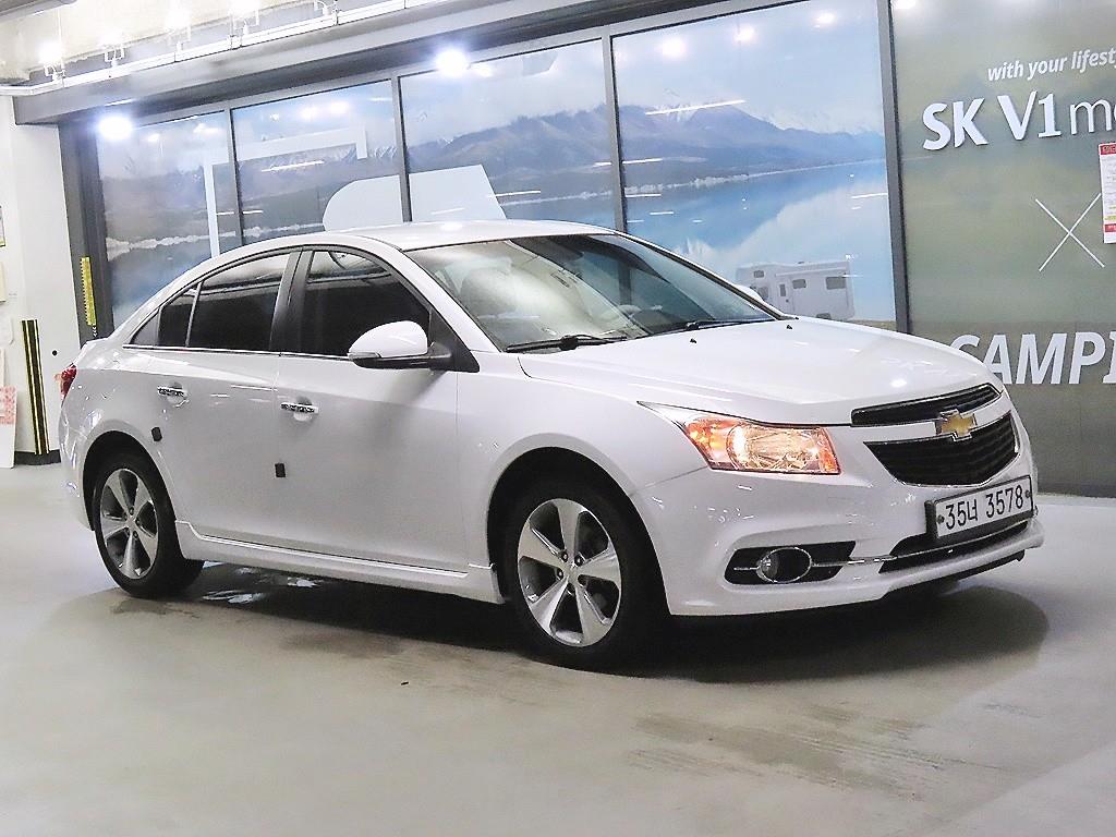 쉐보레 크루즈 4 door 1.8