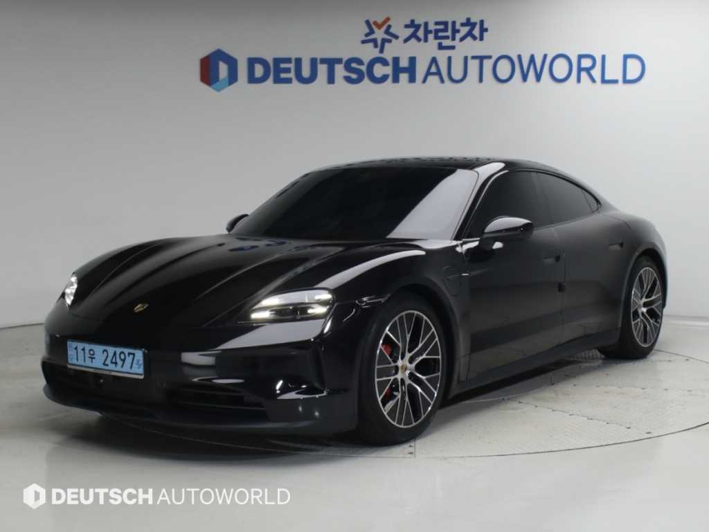 포르쉐 타이칸 EV 4S