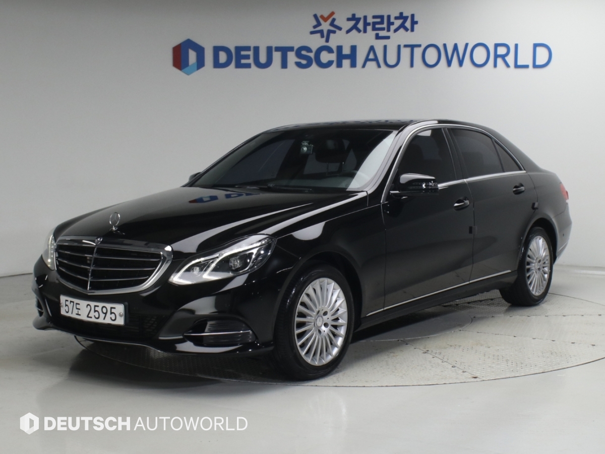 Mercedes-Benz E-Class E200 Elegance