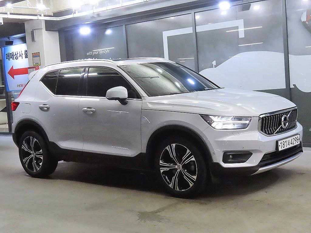 Volvo XC40 2.0 T4 AWD Inseukeuripsyeon