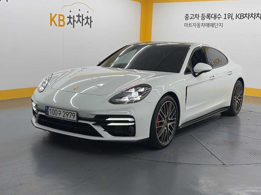 Porsche Panamera 4.0 GTS