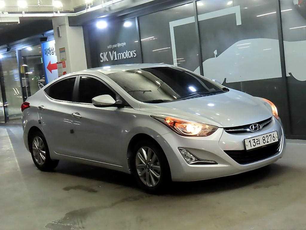 Hyundai Avante 1.6 GDi Smart