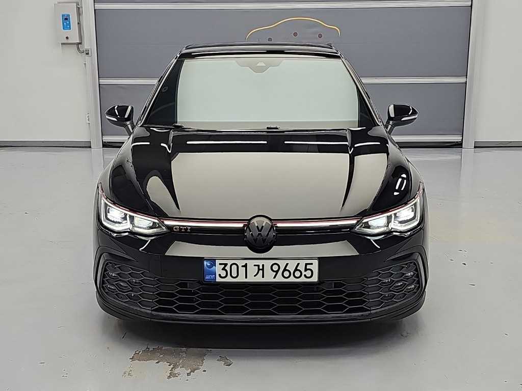 Volkswagen Golf 2.0 GTI