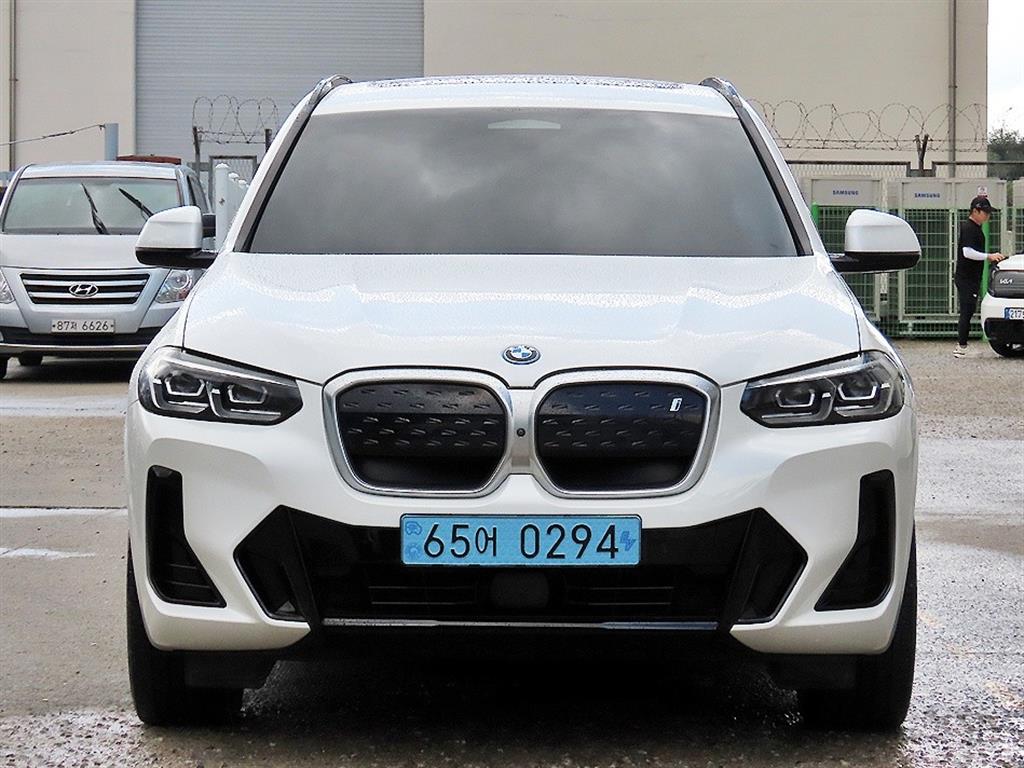 BMW iX3 eDrive M Sport