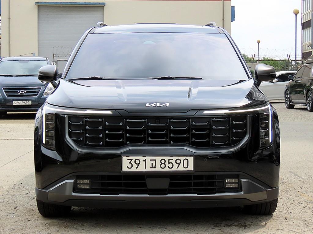 Kia Carnival 9 seats Signature Gravity