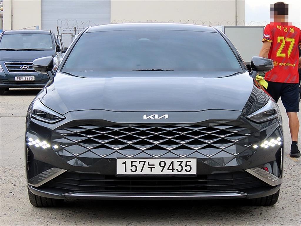 Kia K8 3.5 LPi Trendy